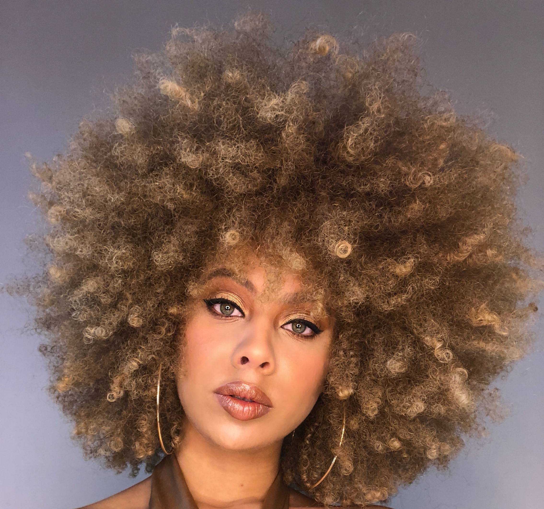 Afro Diva Weave, Voluminous Head of Hair, Natural Look