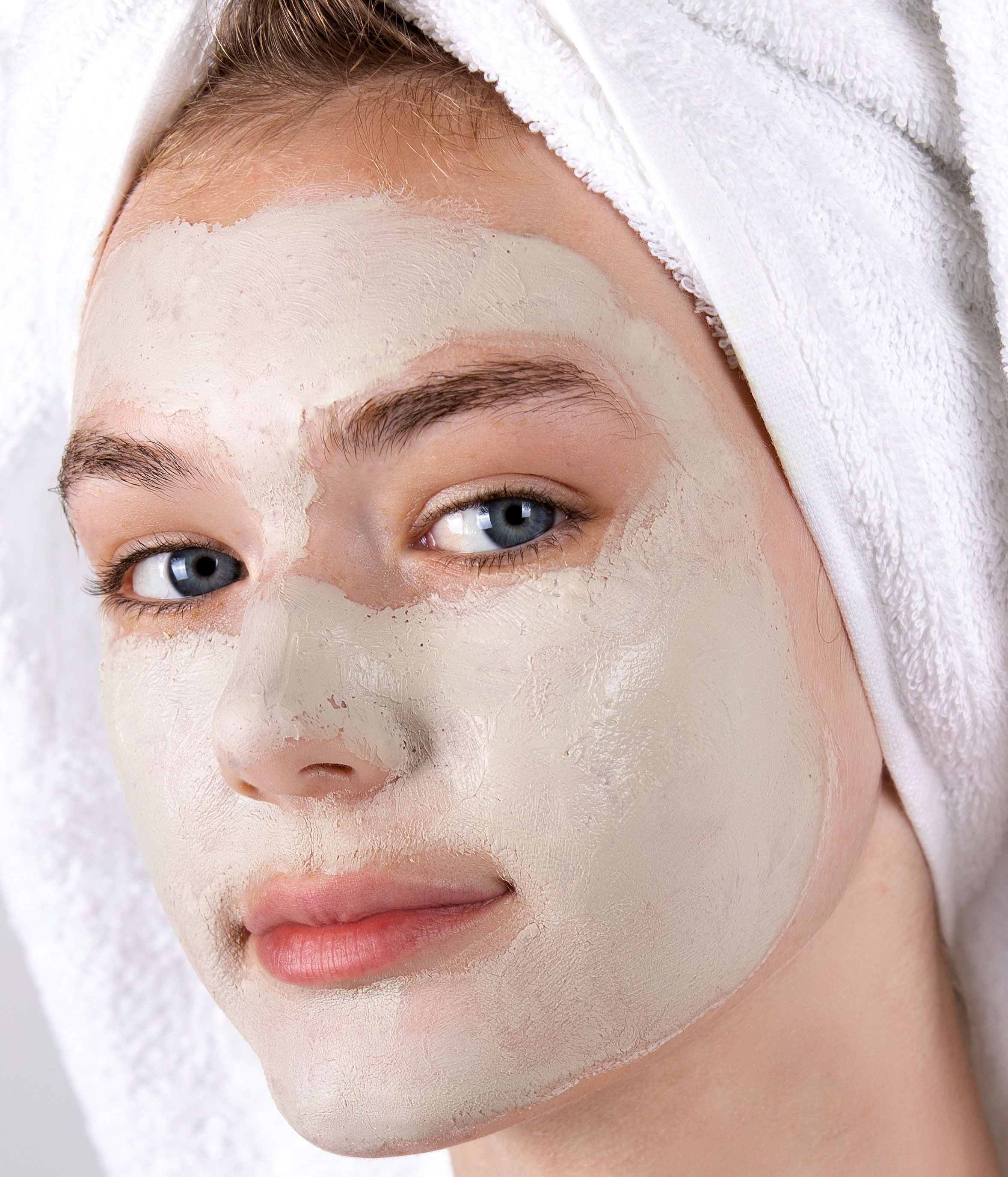 C. Major Skin Enhancement Essence Replenishes Collagen and Restores Fair  and Radiant Skin - China C. Major, Major